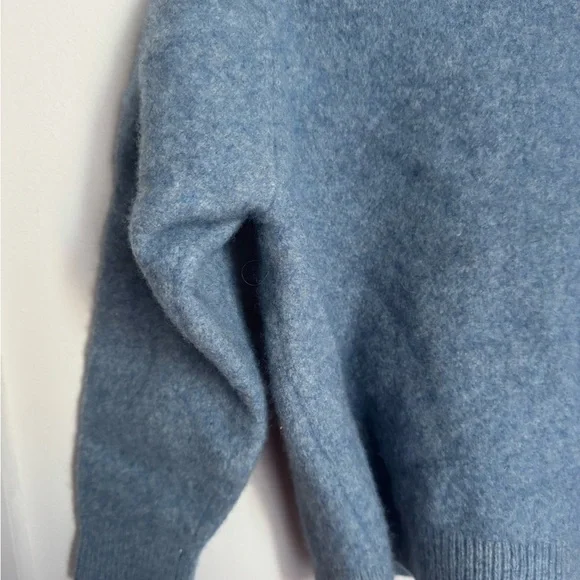 UNIQLO wool crew - Picture 3 of 4